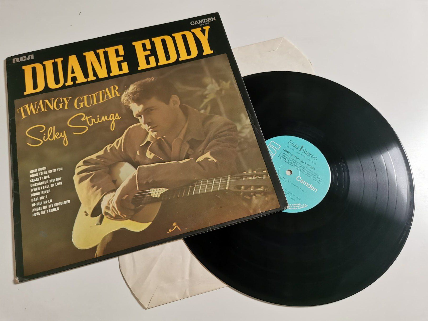 Dischi in vinile: Duane Eddy - Twangy Guitar Silky Strings – Usato da Grafenried venduto da House-of-Oldies