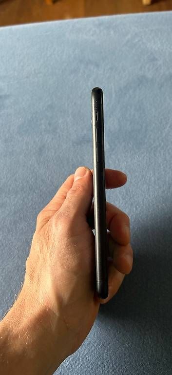 Apple Portables: Iphone XR, 128GB, schwarz – D'occasion à Basel par Maar 4