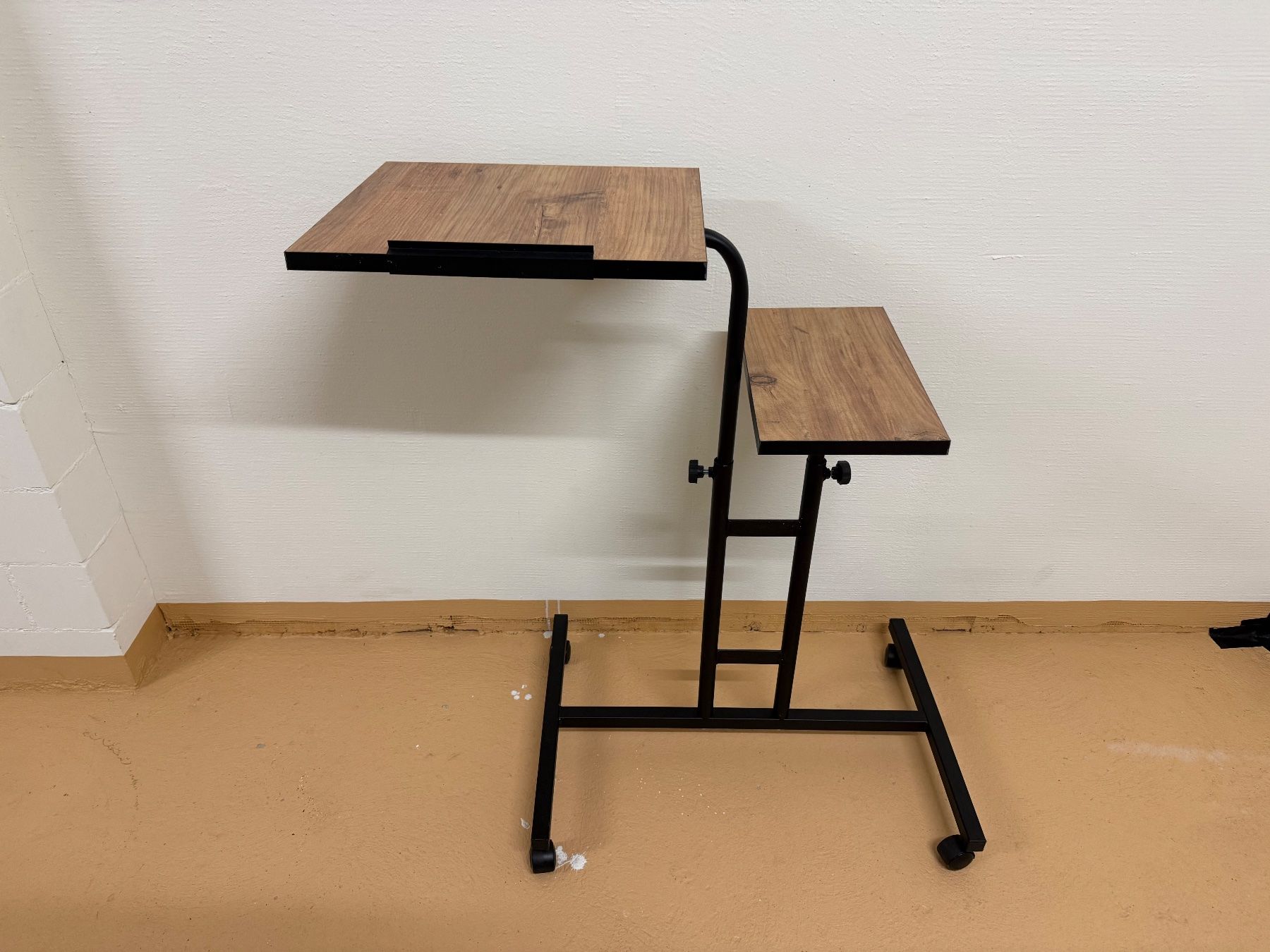 Tables: Computertisch – D'occasion à Schänis par Sandro.86 2