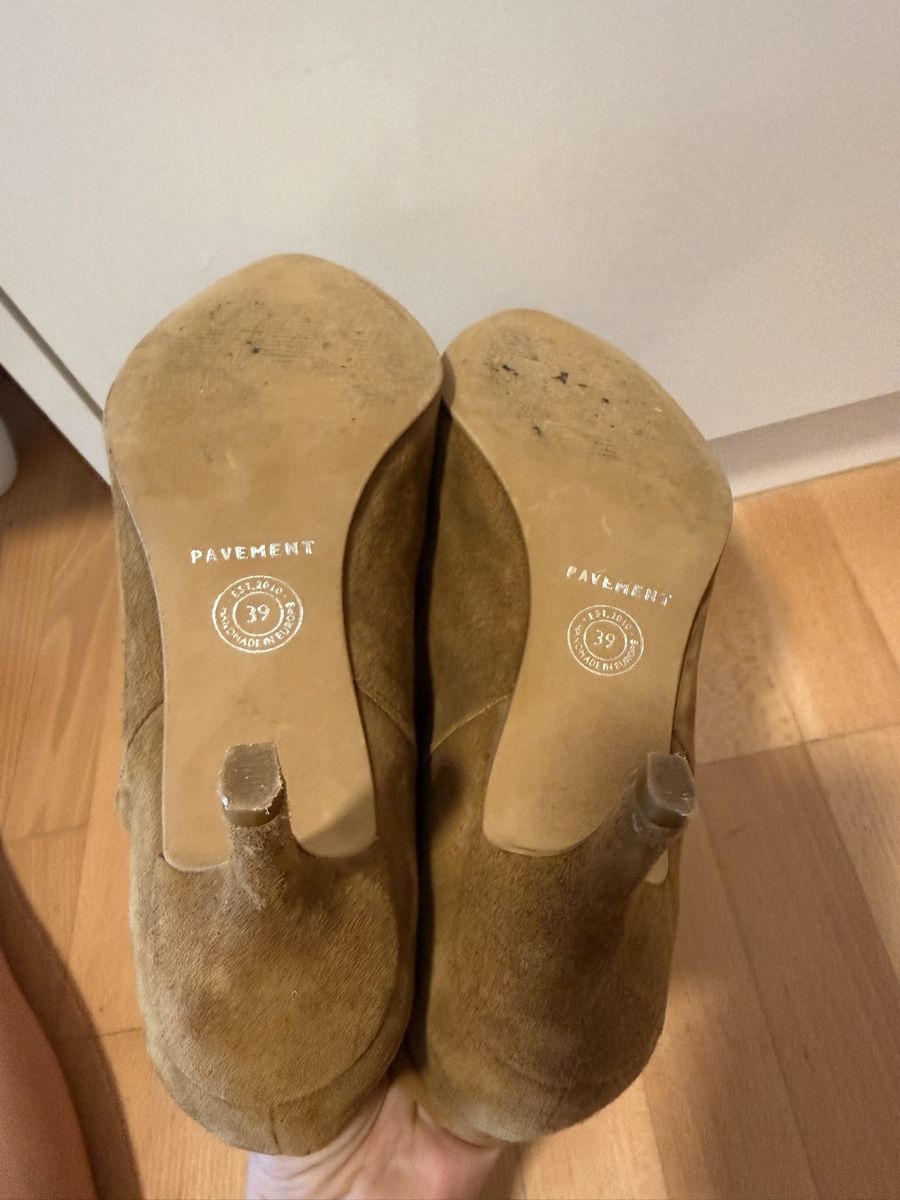 Chaussures femmes: Pavement Stiefeletten 39 – D'occasion à Bülach par sawa22 2