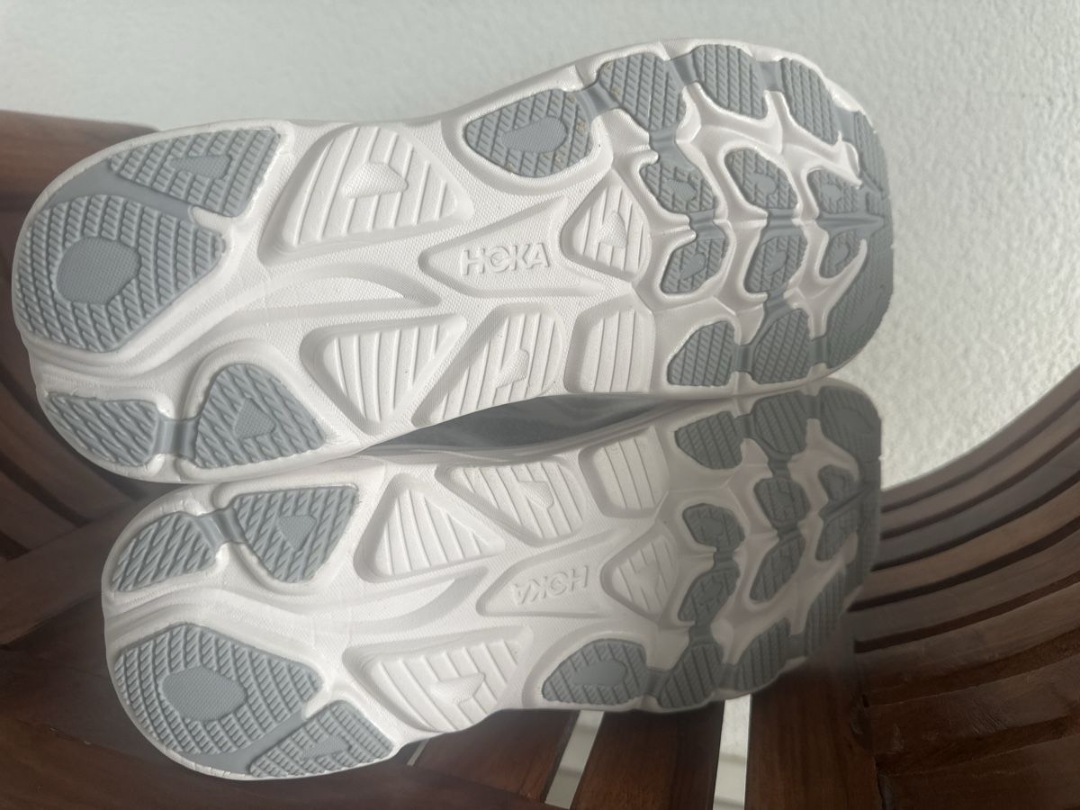 Herrenschuhe: Hoka  – Neu (gemäss Beschreibung) aus Oberägeri von lev_7kc2 4