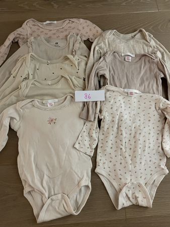 Baby Bodys Set H&M Zara diverse Muster Grösse 86