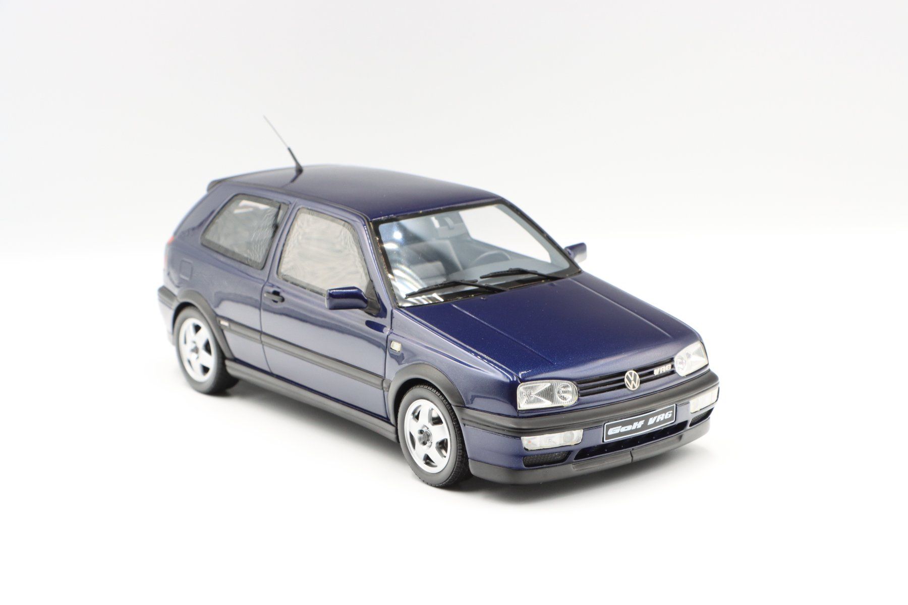 Volkswagen Modellautos: VW Golf 3 VR6 1995 1:18 Otto Models – Neu und originalverpackt aus Bühl b.Aarberg von modelldiecast 8