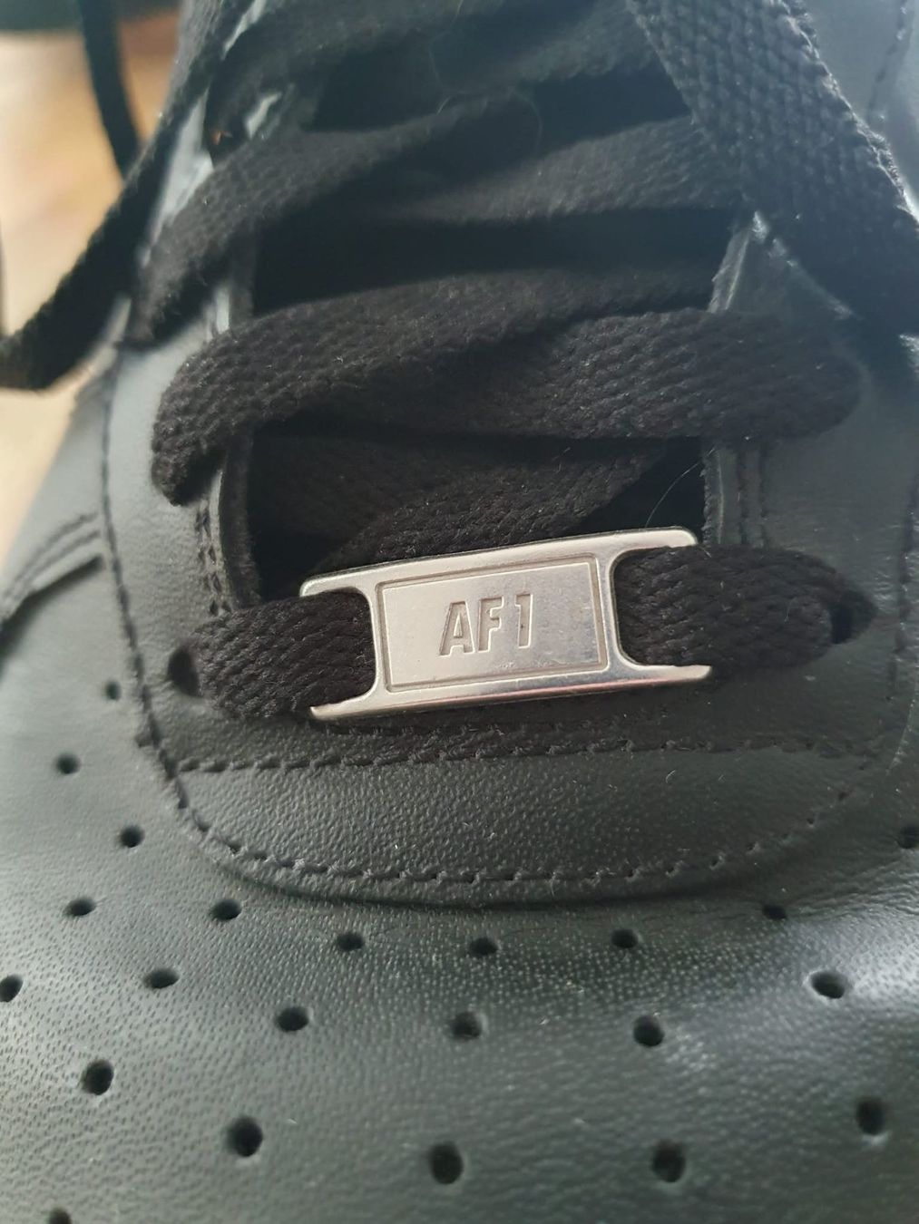 Nike Scarpe da uomo: Nike Air Force 1, Grösse 44, Schwarz – Usato da Winterthur venduto da BW.1994 4