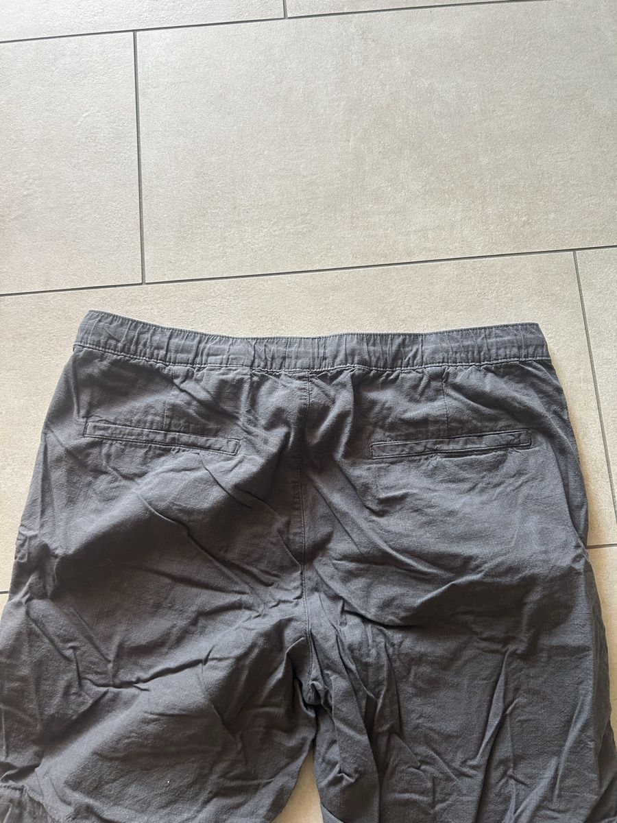 H&M Jeans: Jeans grau – Usato da Maisprach venduto da _aliciarebecca_ 3