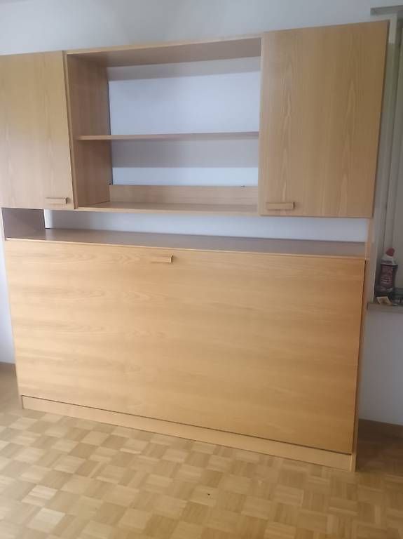 Letti: Bett Schrank. Klapp Bett. Gästebett – Usato da Merenschwand venduto da Top-top