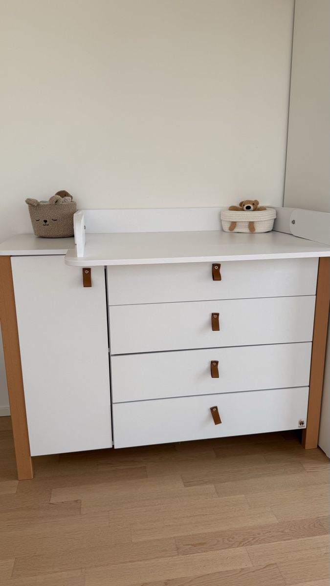 Letti: WHITE Babyzimmer möbel – Usato da Pratteln venduto da phi_2b8n 1