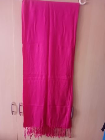 Schal aus 100% Viscose