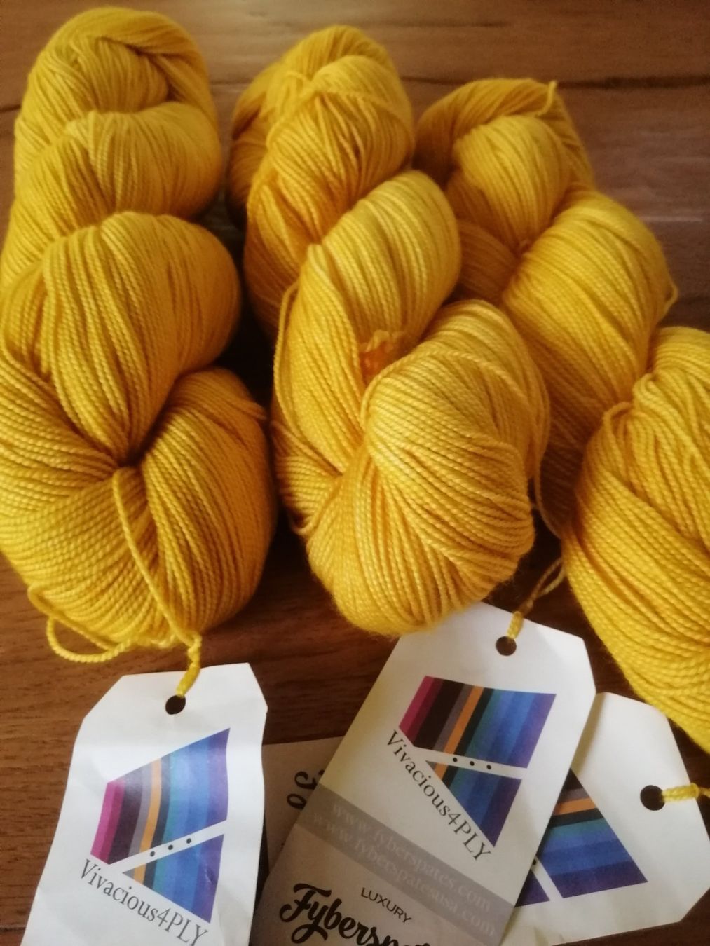Foulards, Tücher & Schals: Schultertuch "Honigtopf", 100% Merino  NEU – Neu (gemäss Beschreibung) aus Langenthal von Handstrick 8