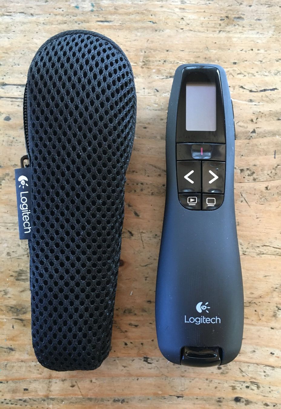 Logitech Souris: LOGITECH Professional Presenter R700 (Laser Pointer) – D'occasion à Hinwil par RomRay