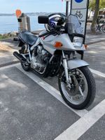Suzuki GSX 1100 Katana Motorrad Silber guter Zustand