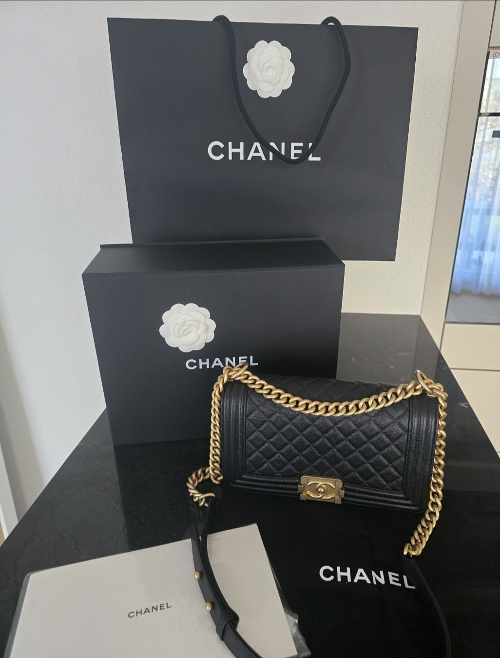 Chanel Borse da donna: Neue Chanel Boy Medium mit Rechnung – Nuovo (secondo la descrizione) da Thalwil venduto da Nikkita2