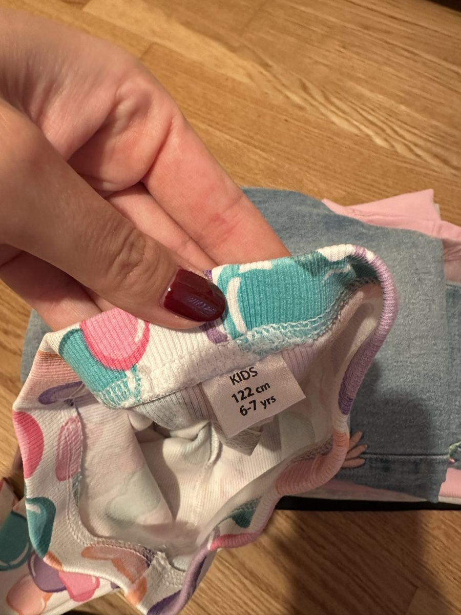 H&M Ensembles coordonnés: Grosses Paket Mädchen – D'occasion à Hinwil par BMW-M-E60 5