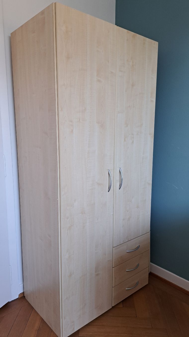 Micasa Armadi: Kleiderschrank (Holz) – Usato da Bern venduto da Jespah