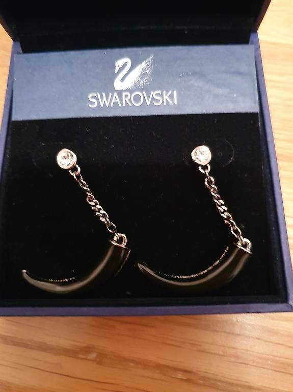 Orecchini pendenti & Orecchini a lobo: Ohrenringe von Swarovski – Usato da Rothrist venduto da Je.Ba 1