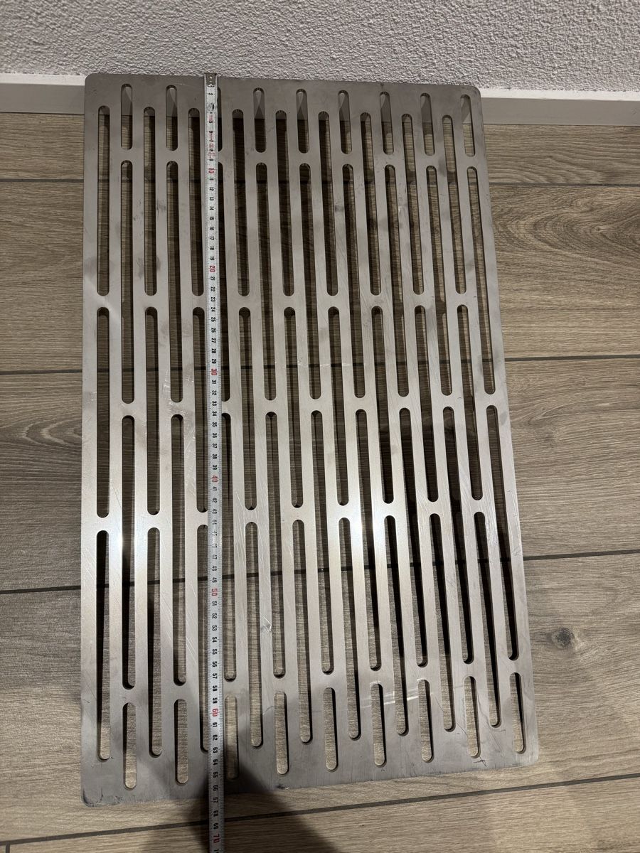 Grils: Grillrost – Neuf avec emballage d'origine à Melchtal par den_5hnt 1