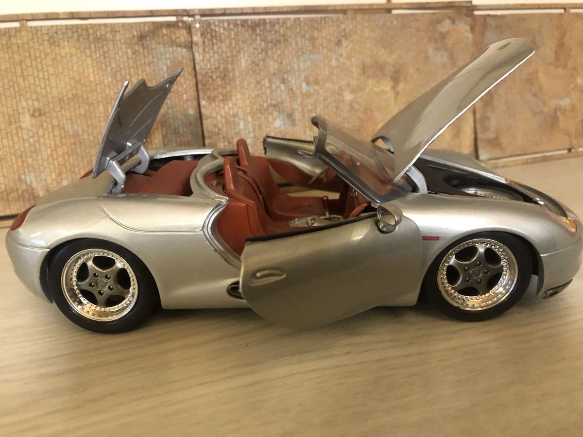 Porsche Modellini d'auto: Porsche Boxster Cabriolet 1/18 Modell – Usato da Belp venduto da Kbasic 6