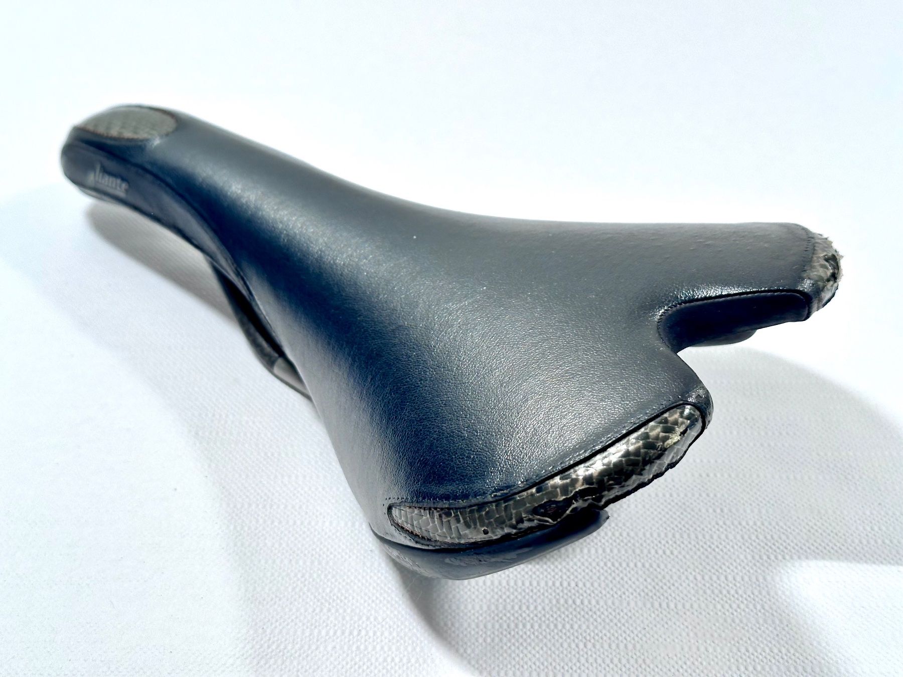 Fizik Ersatzteile: Fizik Aliante saddle Sattel 218g – Gebraucht aus Luzern von bikeandbeltcom 2