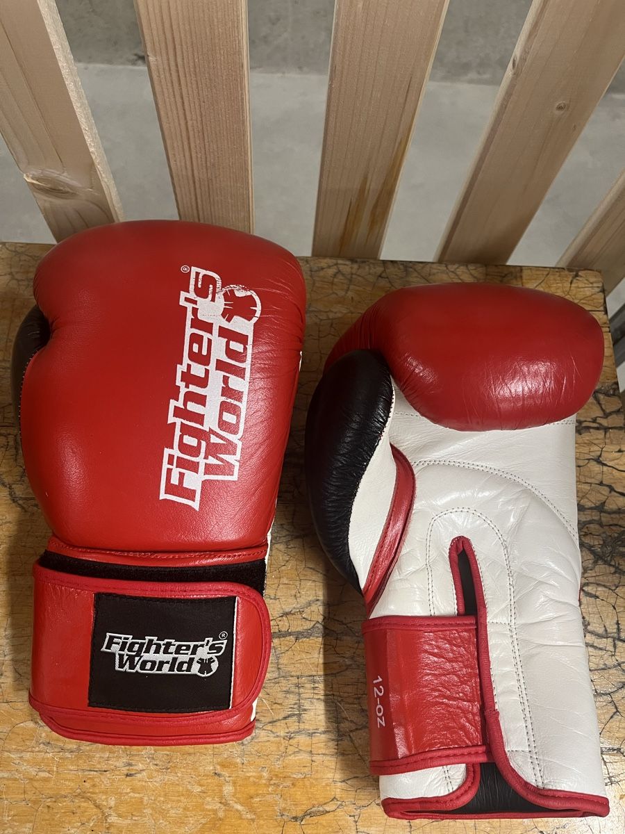Guanti & manicotti: Boxing🥊 Handschuhe, Schuhe – Usato da Zürich venduto da Bidon3011 1