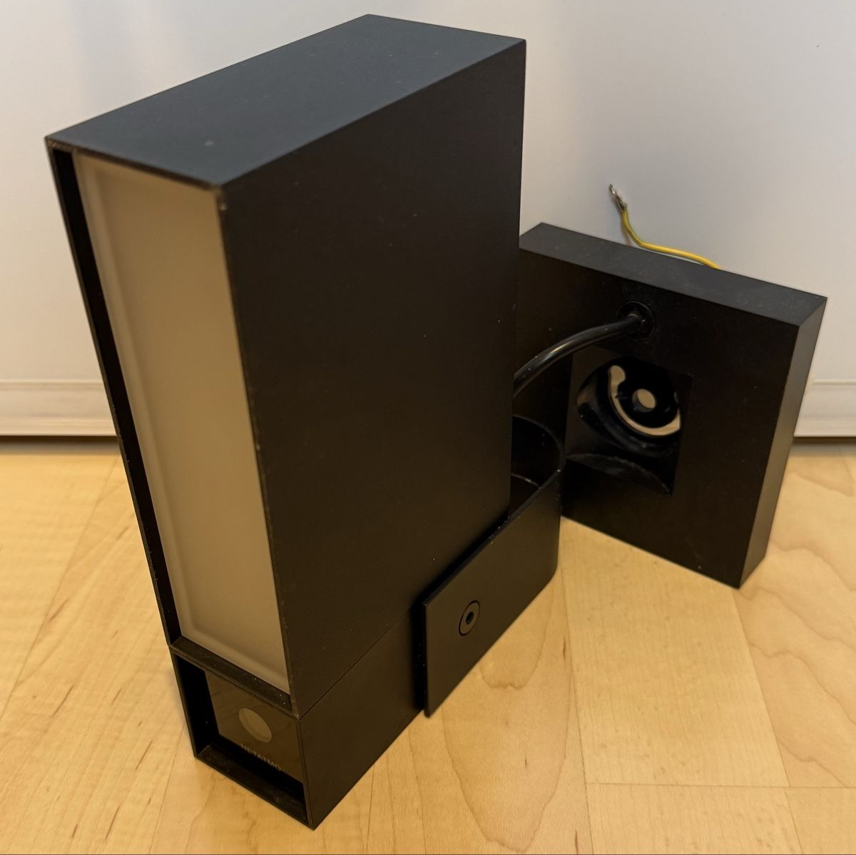 Netatmo Sistemi d'allarme: Netatmo Presence Aussenkamera mit integriertem Flutlicht – Usato da Seon venduto da Manfred27 2