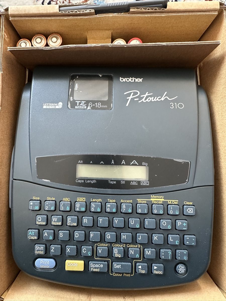 Brother Drucker: Brother P-Touch 310 SP. – Gebraucht aus Ostermundigen von airpassport 1