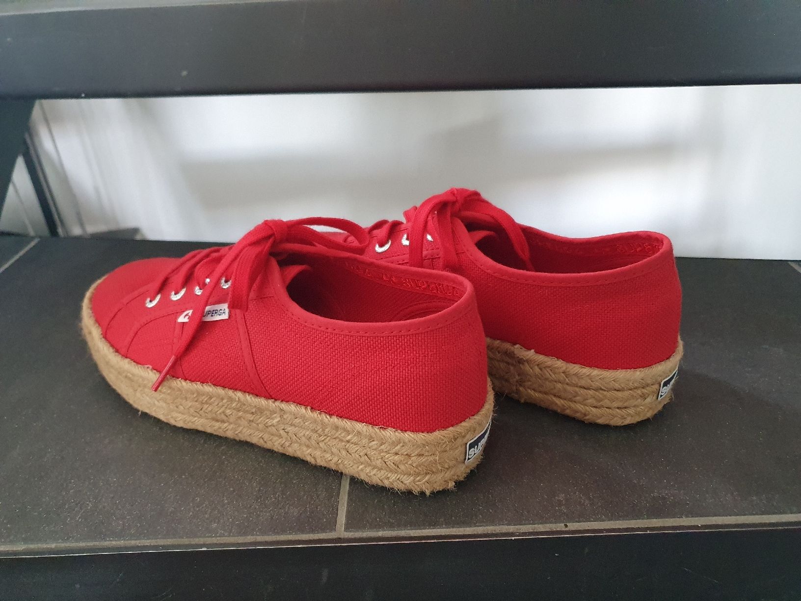 Superga Scarpe da donna: Schuhe 38 – Usato da Würenlingen venduto da kuh33 1