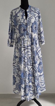 H&M Sommerkleid Boho Paisley Gr. M Weiss-Blau Neuwertig 