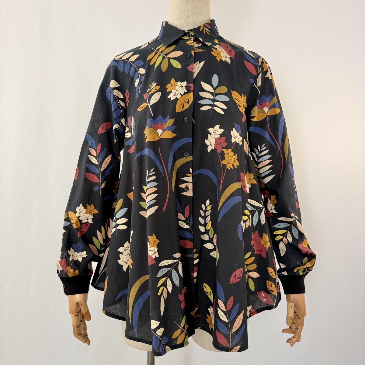 Hannes Roether Camicette: HANNES ROETHER Blouse – Usato da Emmen venduto da Avviivva_Com2023