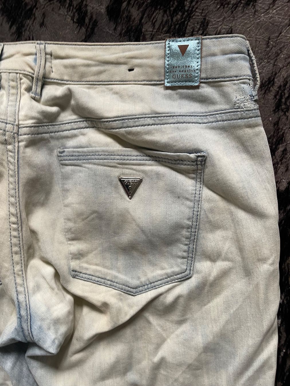 Jeans: GUES jeans – Nuovo (secondo la descrizione) da Hinterkappelen venduto da simona67 3