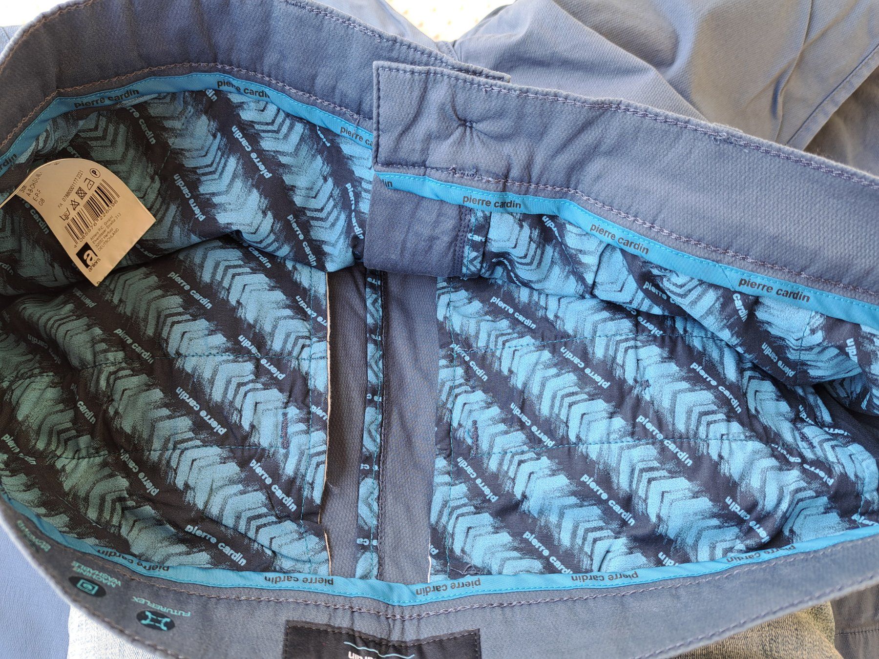 Pierre Cardin Pantaloni: NEU! Pierre Cardin leichte Freizeithose, Gr. 38/30 – Nuovo e nell'imballaggio originale da Gysenstein venduto da joshuas81 4