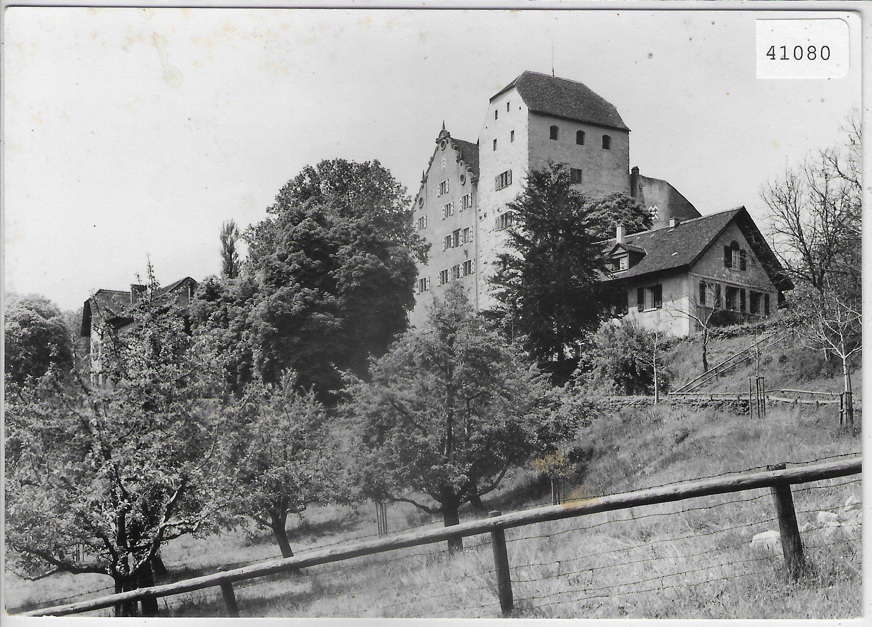 Ansichtskarten: Schloss Wildegg AG - Bergfried und Palas – Gebraucht aus Ettingen von Kartenplanet