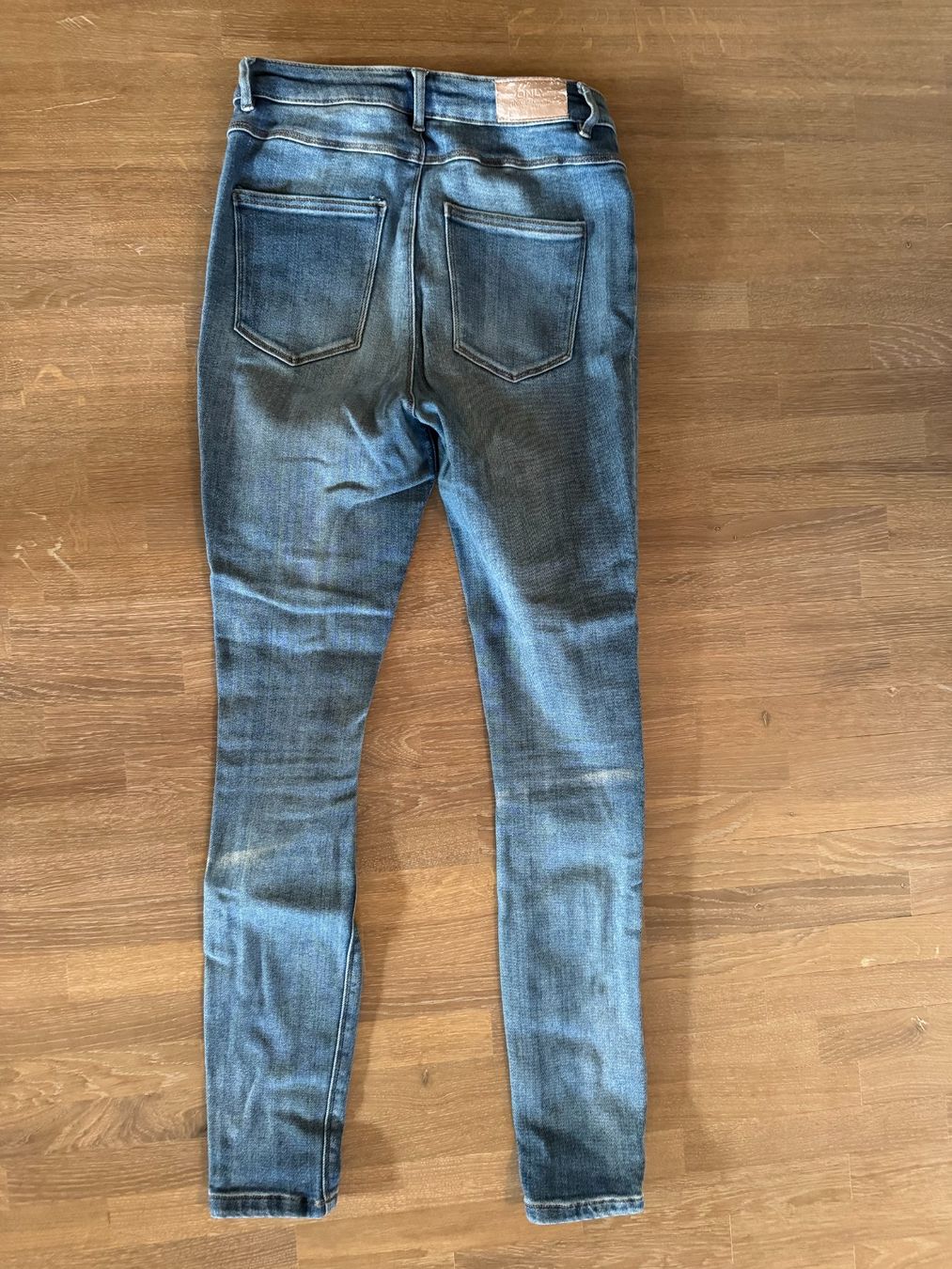 Only Jeans: Jeans skinny ONLY bleu taille 30 – Usato da Rossemaison venduto da Carduelis 1