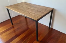 Esstisch Alexis von MICASA, Sumpfeiche massiv, 140 x 80 cm