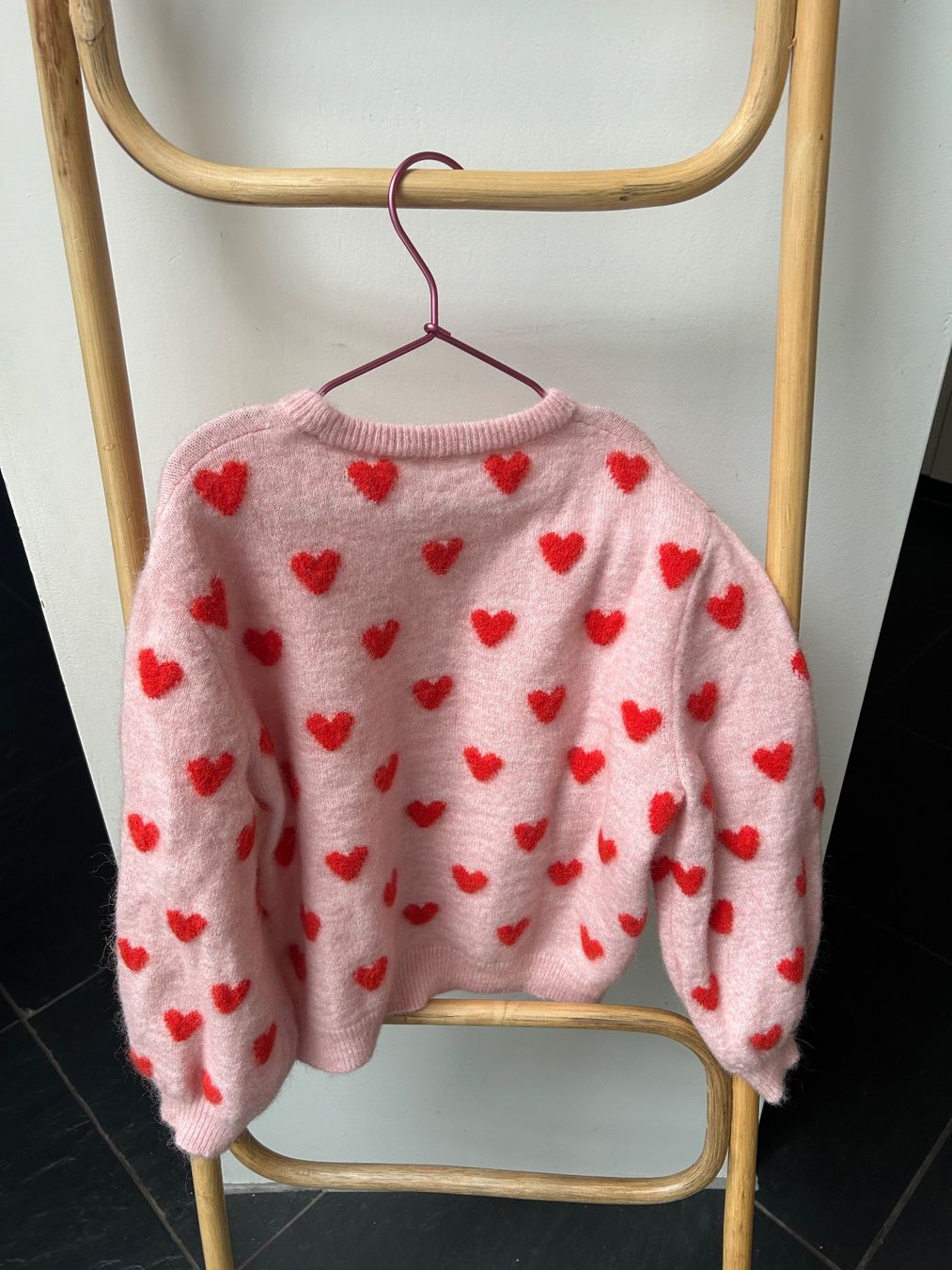 Arket Pulls et sweat-shirts: Wollpullover von ARKET, Gr. 122/128 – D'occasion à Adliswil par bee2890 1