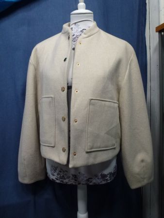 ZARA ÜBERGANGS JACKE CREME GR S NEU DRUCKKNÖPFE KUSCHLIG