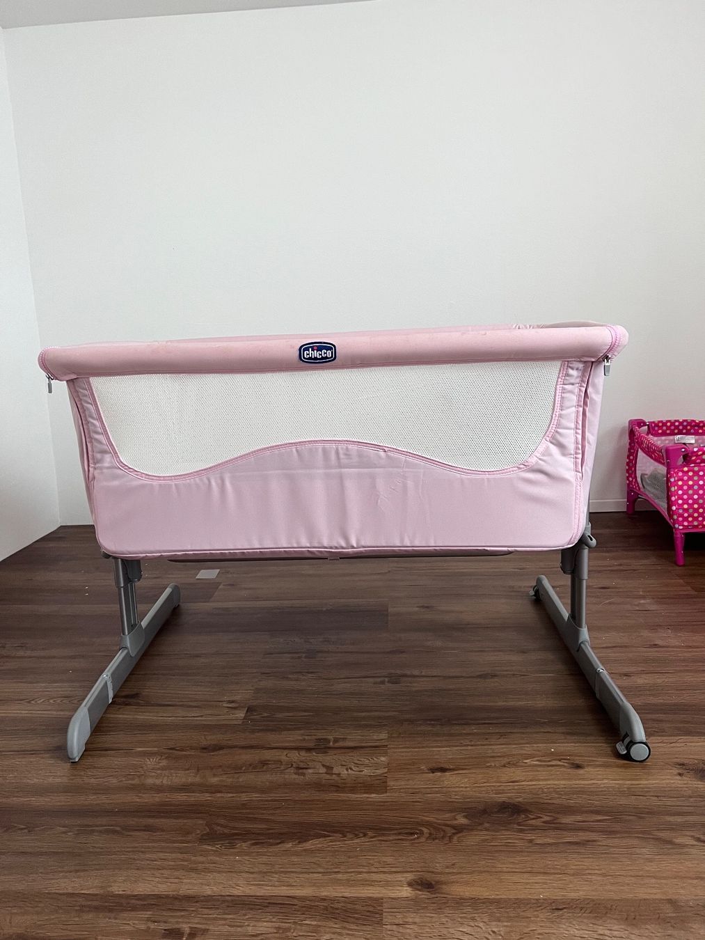 Chicco Culle: Chicco Next2me Beistellbett Pink – Usato da Wil ZH venduto da CataleyaDewi