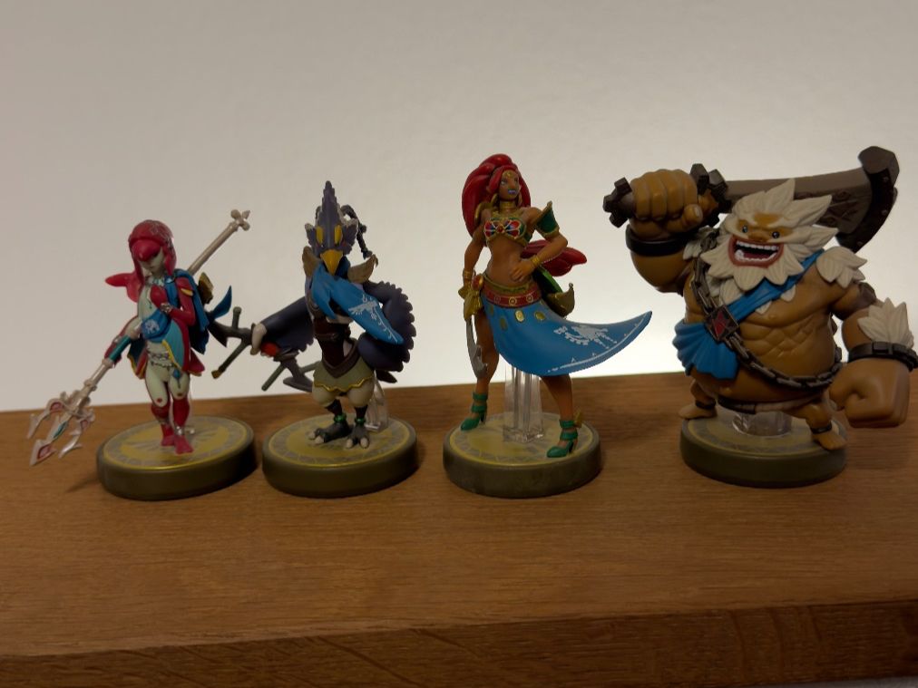 Nintendo Statuette: Nintendo amiibo Zelda Recken Set – Usato da Sennwald venduto da pressgym 4