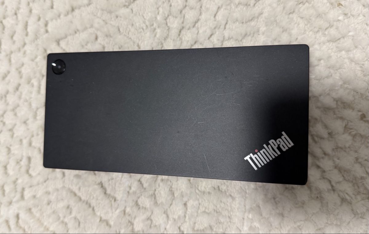 Lenovo Docking station: Lenovo ThinkPad Universal USB-C DockingStation – D'occasion à Derendingen par sssuperstar