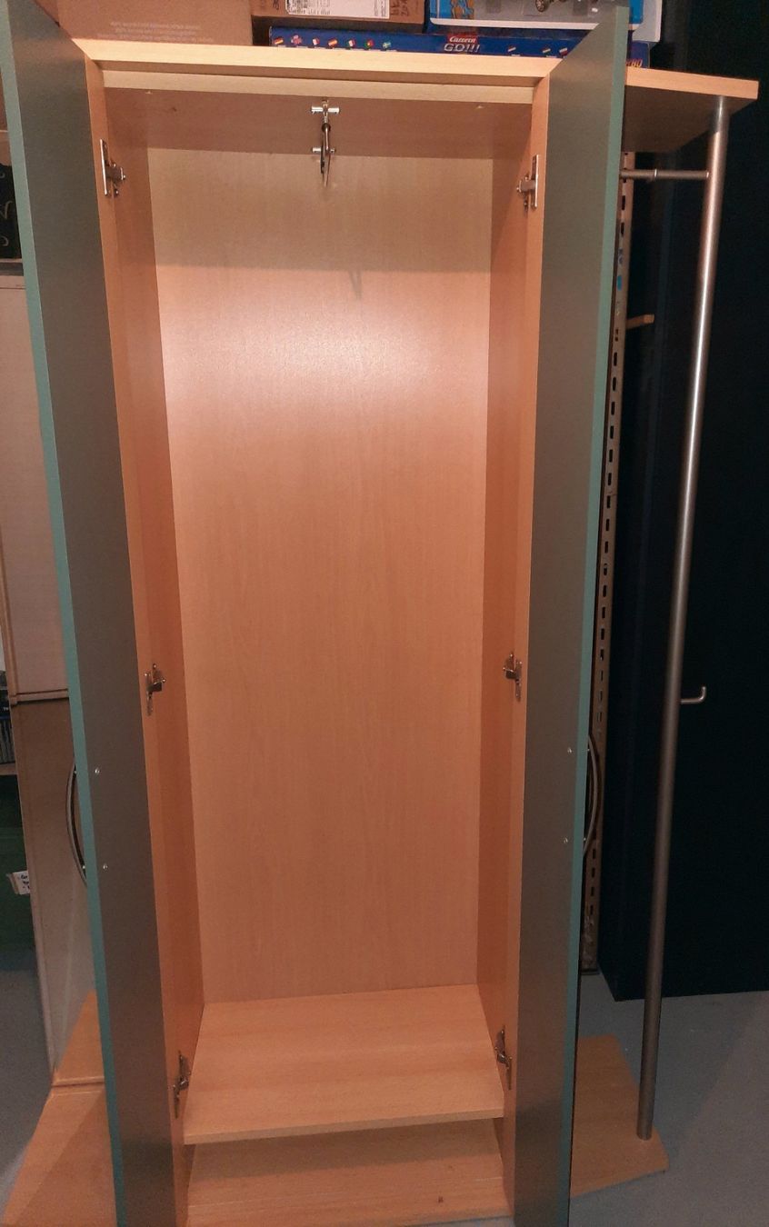 Guardaroba: Garderobenschrank – Usato da Merenschwand venduto da lea61 1