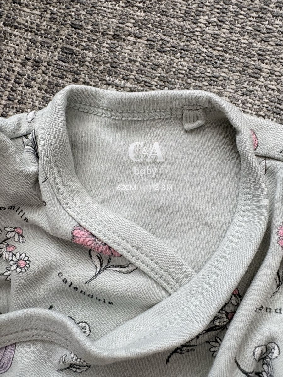 C&A Lotti & Set di vestiti: 2 Body C&A Baby Grösse 62cm – Usato da Münchenstein venduto da Miresolese 2