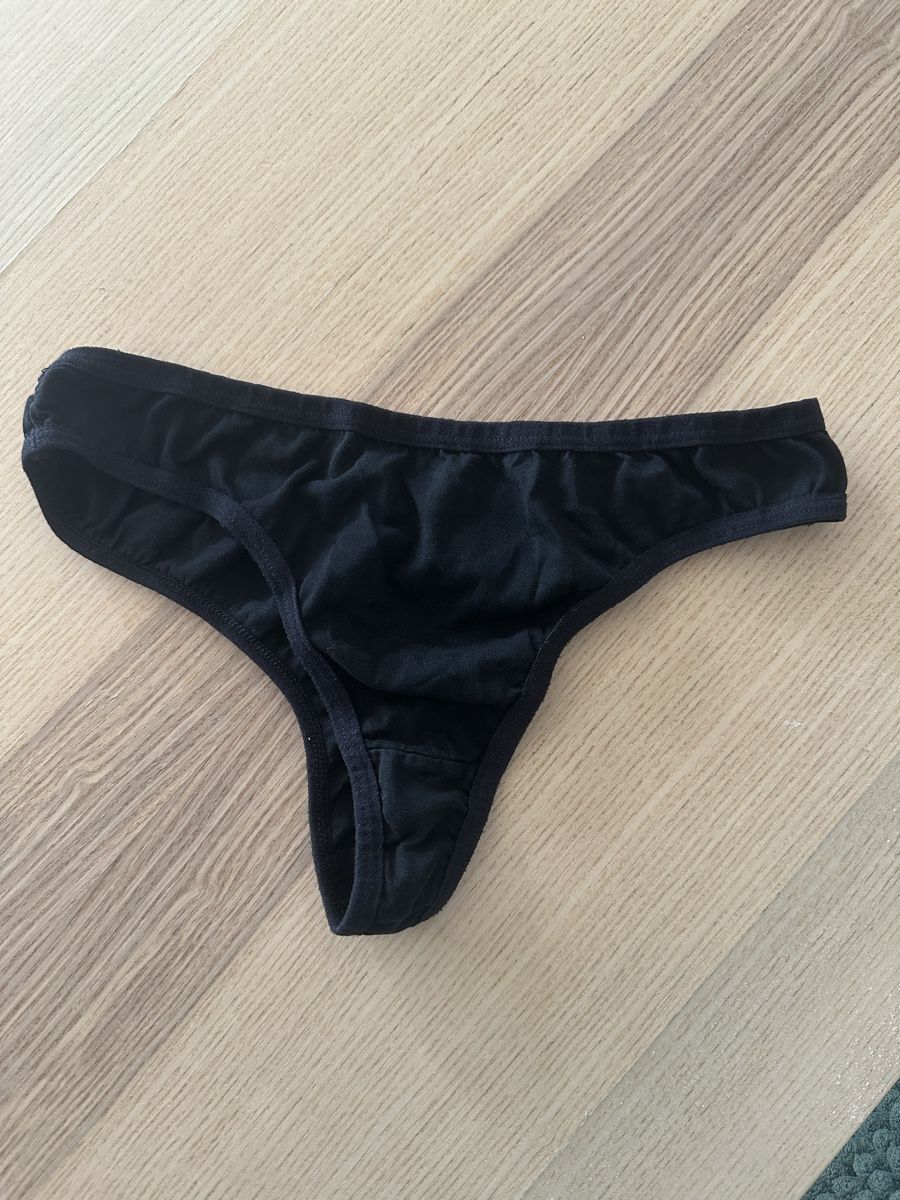 Autres dessous: String Grösse M – D'occasion à Zürich par Stern8055