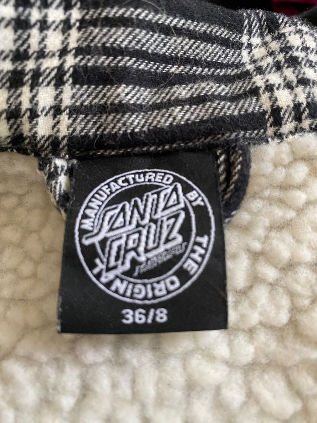 Santa Cruz Giacche: Santa Cruz Kateboards Jacke – Usato da Luzern venduto da Turmliebe 2