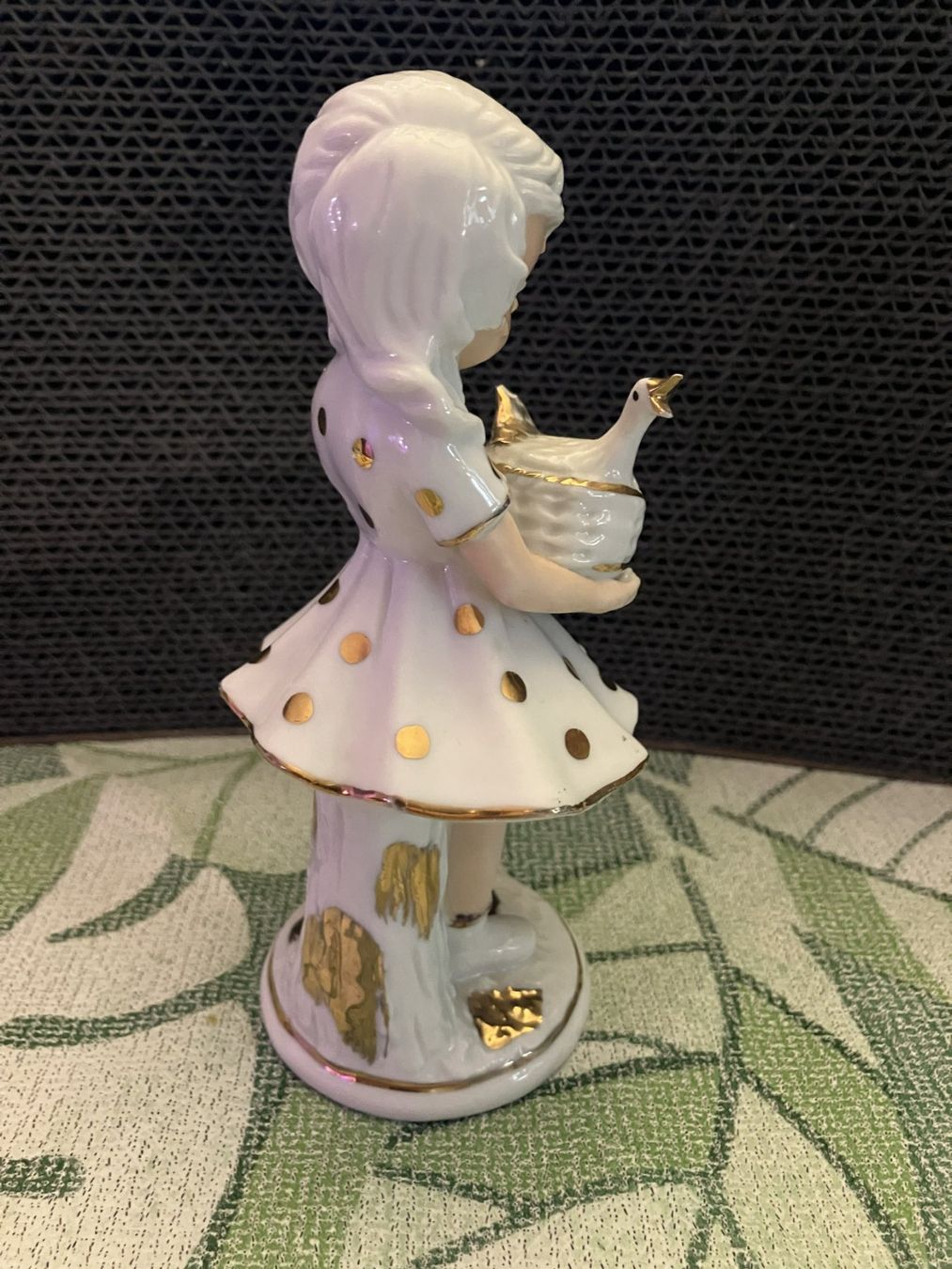 Statuette: wunderschöne Porzellanfigur "Mädchen mit Gans" – Usato da ehrendingen venduto da atlan700 2