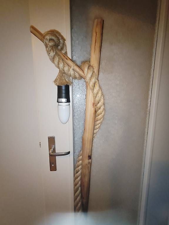 Lampade: Stehlampe, Steh Lampe – Usato da Dübendorf venduto da lyd_7gxl