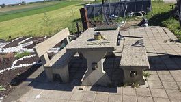 Garten-Steintisch-Set  (Tisch + 2 Bänke)