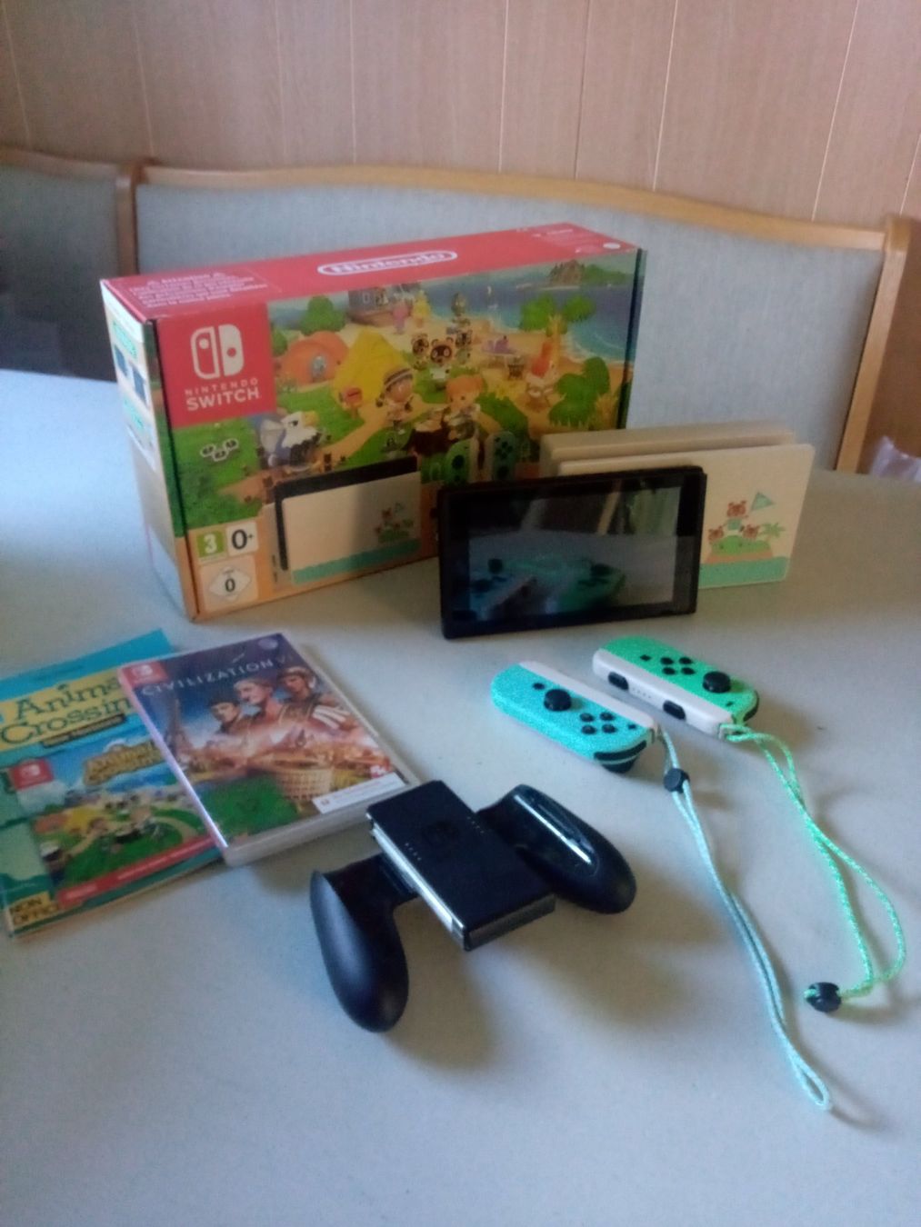 Nintendo Console: Nintndo switch édition spécial Animal Crossing – Usato da Vallamand venduto da mamideco 2