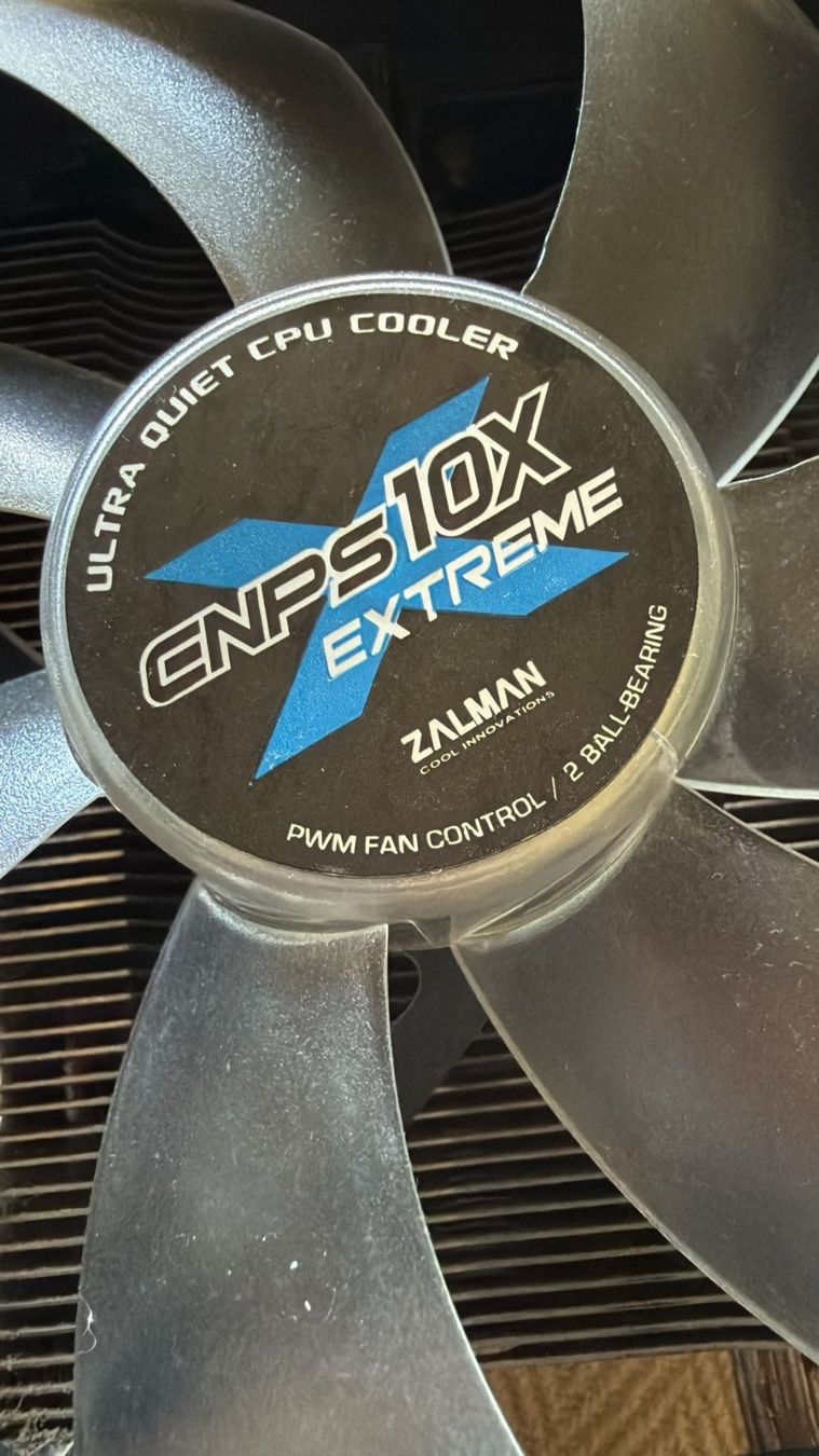 Componenti elettronici: Zalman CNPS10X Extreme CPU-Kühler – Usato da Grabs venduto da Orlando19