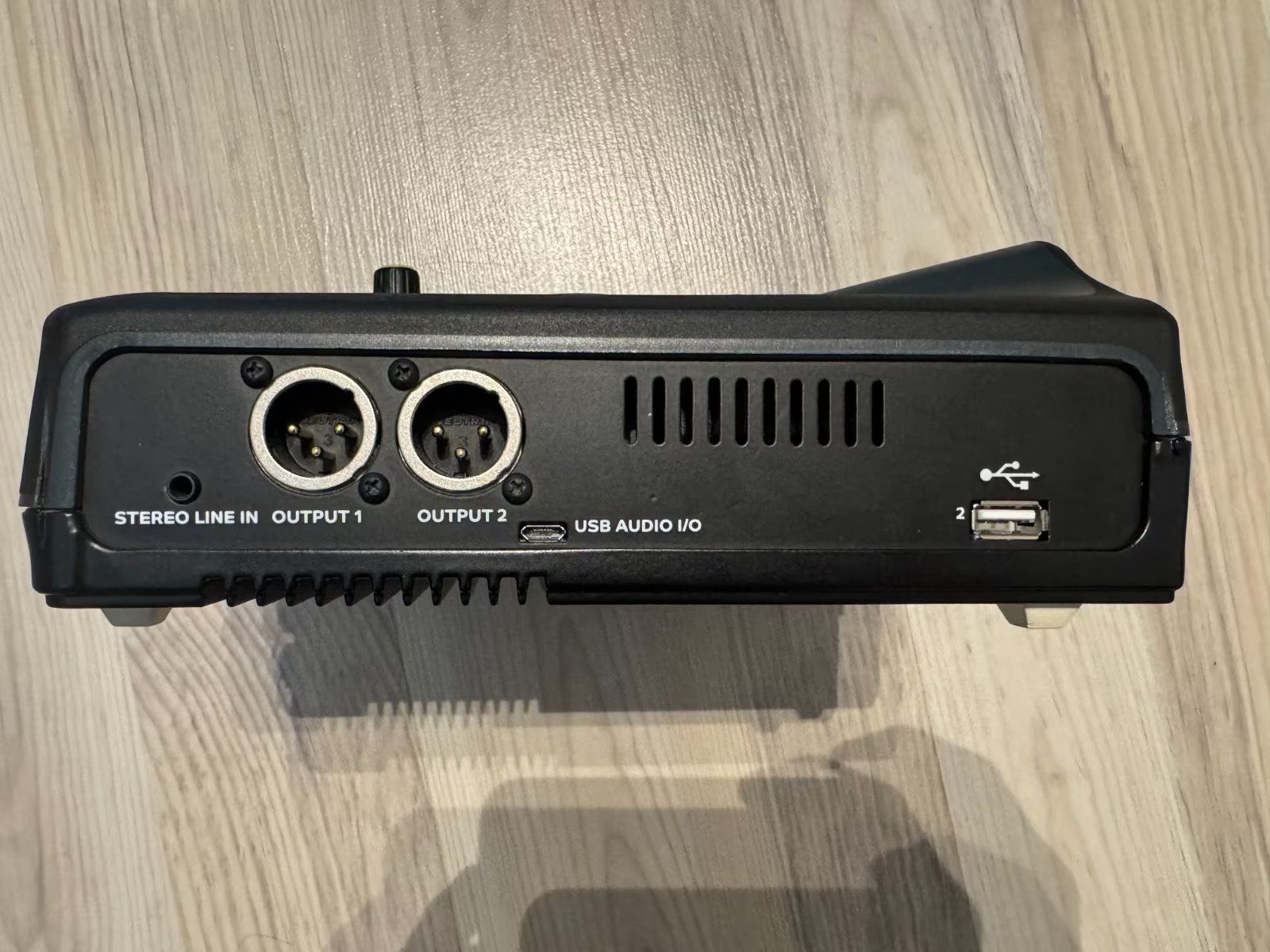 Studioequipment: TIELINE ViA TLF5300 IP Audio Codec inkl. Tieline Bridge IT – Gebraucht aus Trübbach von SnapBuy 3