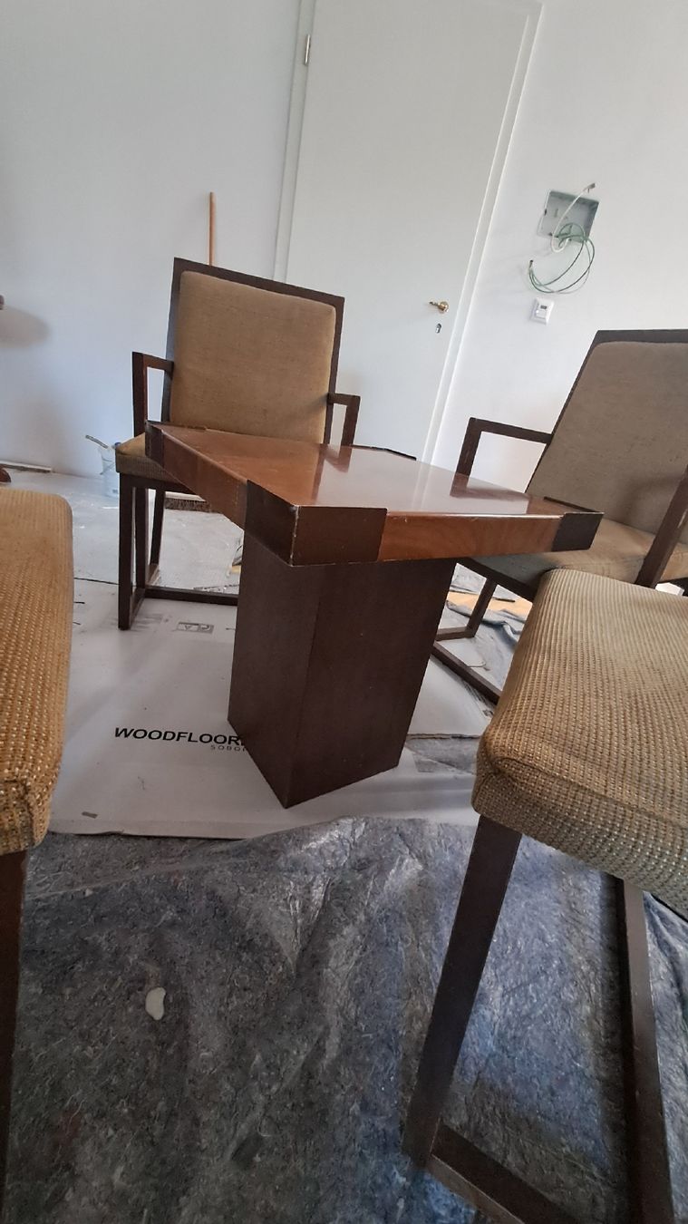 Set di tavolo e panche: Ensemble table et  4 chaises  bois massive  et métal – Usato da Bernex venduto da Dariafr 6