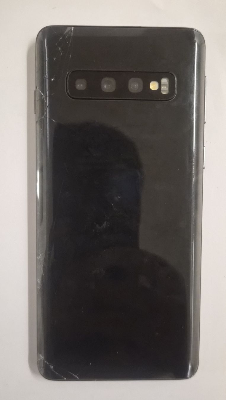 Samsung Portables: Samsung S10 128GB – D'occasion à Petit-Lancy par abd_z5cb 1